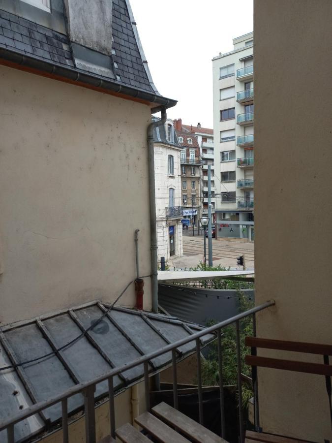 Appartement Le Carnot, Deux Studios, Proche Du Centre *