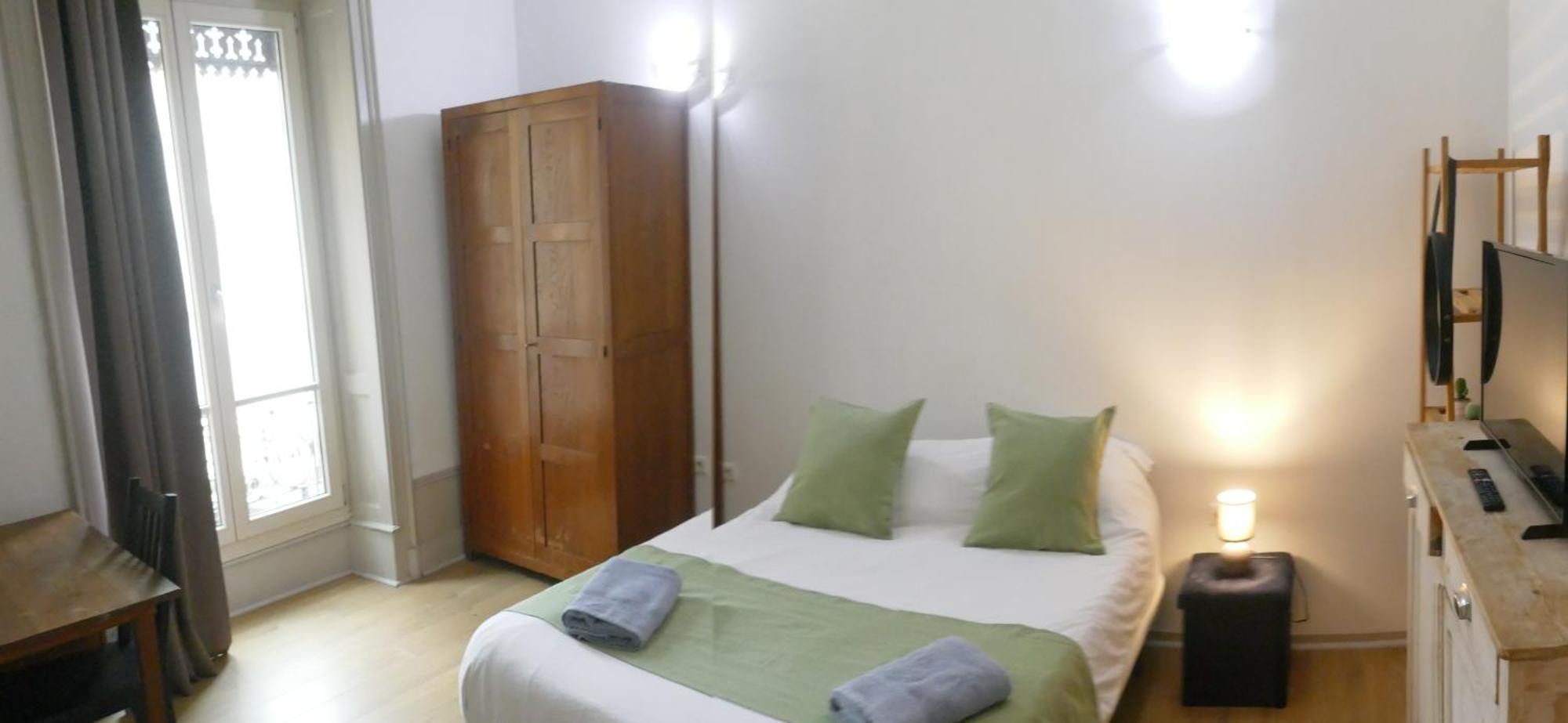 Appartement Le Carnot, Deux Studios, Proche Du Centre Besançon